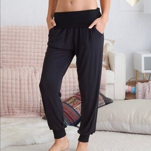 Aerie harem pant black medium
